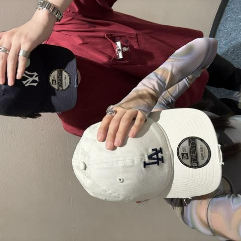 【NEW ERA】COLLECTORS別注 9TWENTY　トレンド感のある　★彡《ユーズド加工》★彡