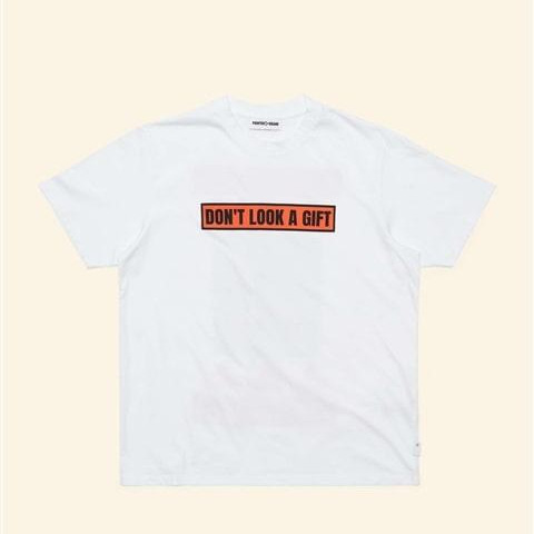 Pointer Brand(ポインターブランド)/Don’t Look A Gift TS　Tシャツ