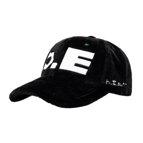 b.Eautiful/ビューティフル/b.E Hat (Black Plush / White) キャップ