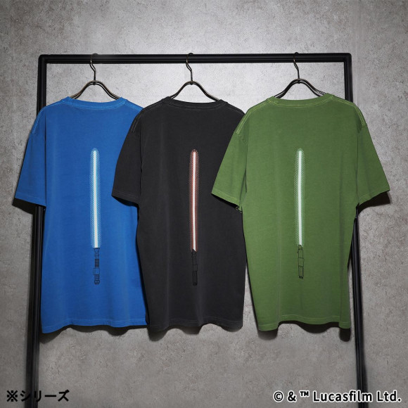 STAR WARSライトセーバーBOX入り 蓄光Tシャツ