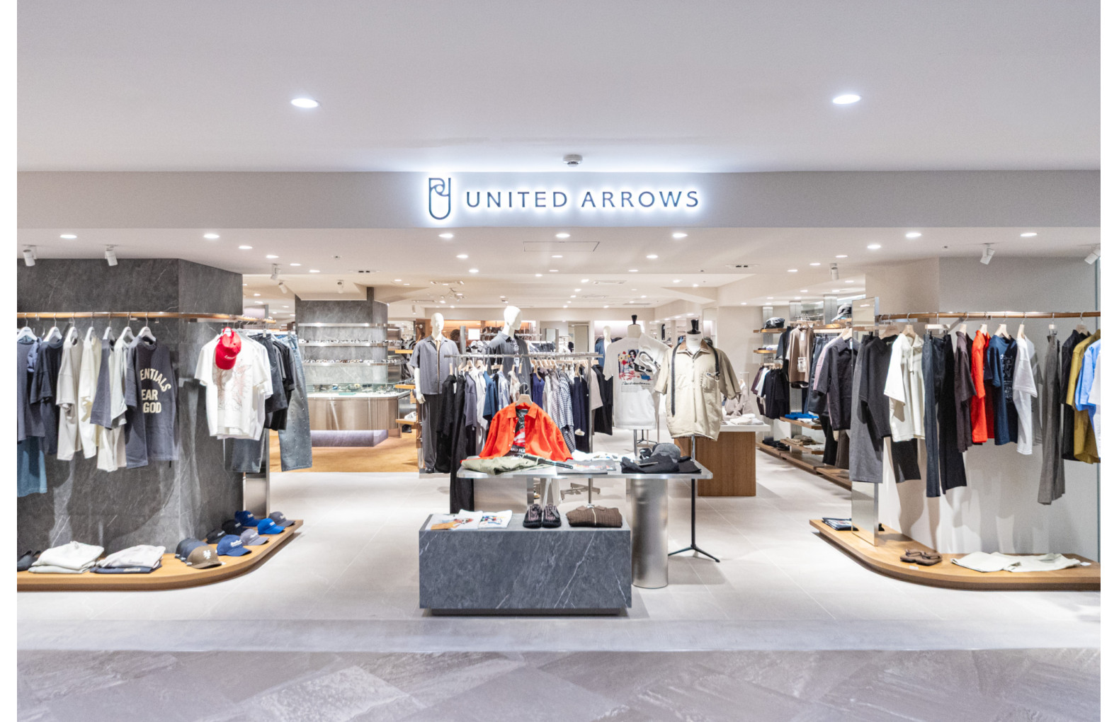 UNITED ARROWS