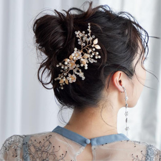 メタリックフラワーパールビジューヘアコーム