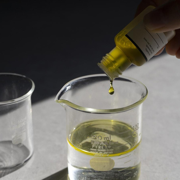 【7月】香りの世界旅行　Eau de my　own～思い出の国・訪れたい場所から作る自分だけのデザイン香水～