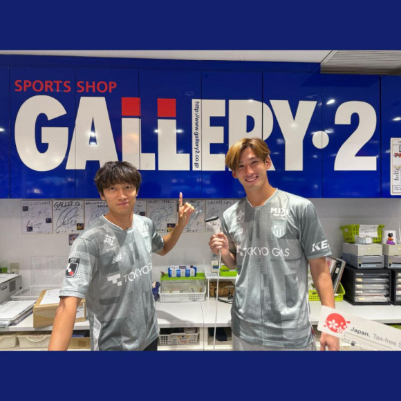 FC東京 #2室屋 成 選手、#31小林 将天 選手 サイン＆撮影会を開催しました