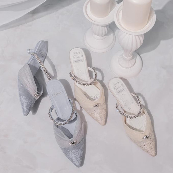 [RANDA] สินค้าลิขสิทธิ์แท้จากภาพยนตร์แอนิเมชั่นเรื่อง "ซินเดอเรลล่า" ของดิสนีย์ วางจำหน่ายแล้ววันนี้! เปี่ยมด้วยเสน่ห์แห่งเวทมนตร์!　ปราต2