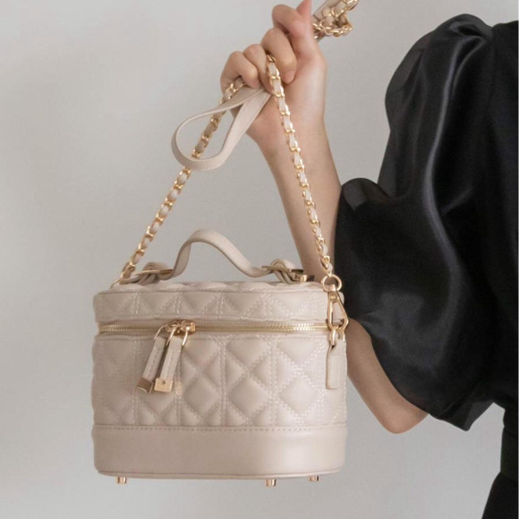 RANDA【定番人気！バニティバッグ】