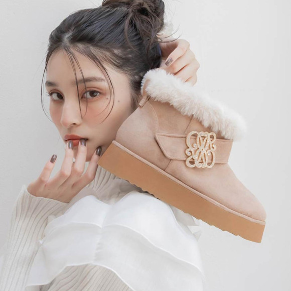 【RANDA】モノグラムパーツショートムートンブーツ