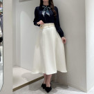 人気のスカーフ付きブラウスが今年も入荷いたしました♪