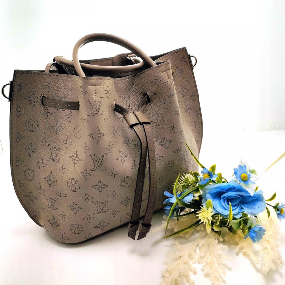Cute Vuitton mahina