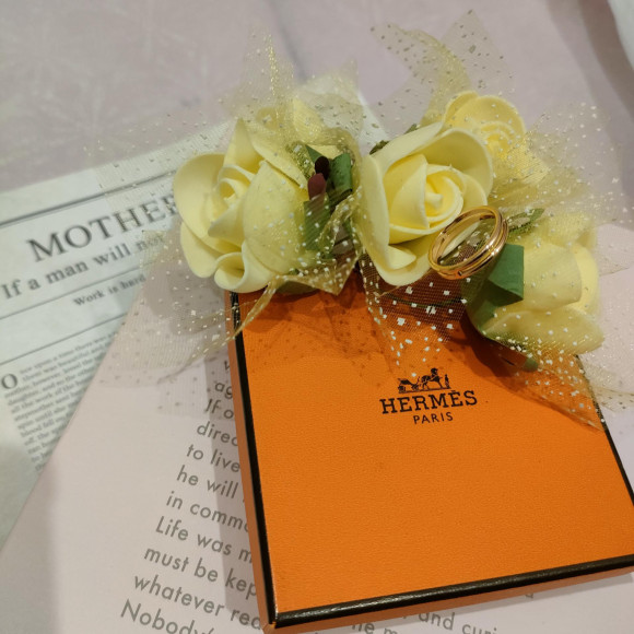 結婚指輪にオススメなHERMESアリアンヌR リング