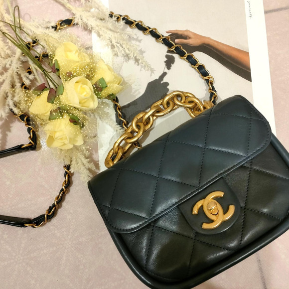 大人気なCHANELのマトラッセ2wayショルダーバック