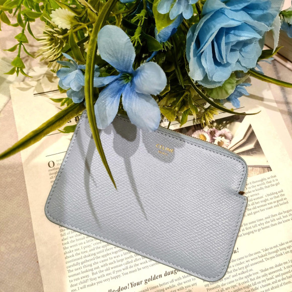 ライトブルーが爽やかなCELINE　コイン＆カードケース