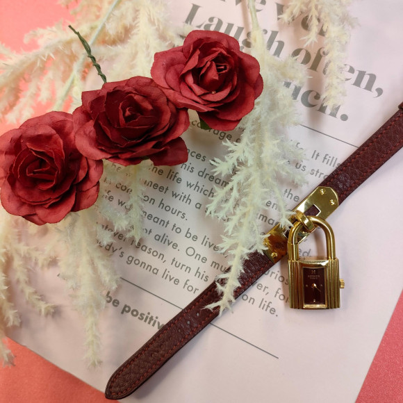 新時代の自由と遊び心をまとった新たなるHERMESのケリーウォッチ