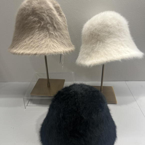 ♡NEW ファーバケットハット♡