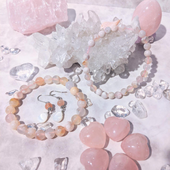 ◇春のおすすめ天然石アクセサリー◇