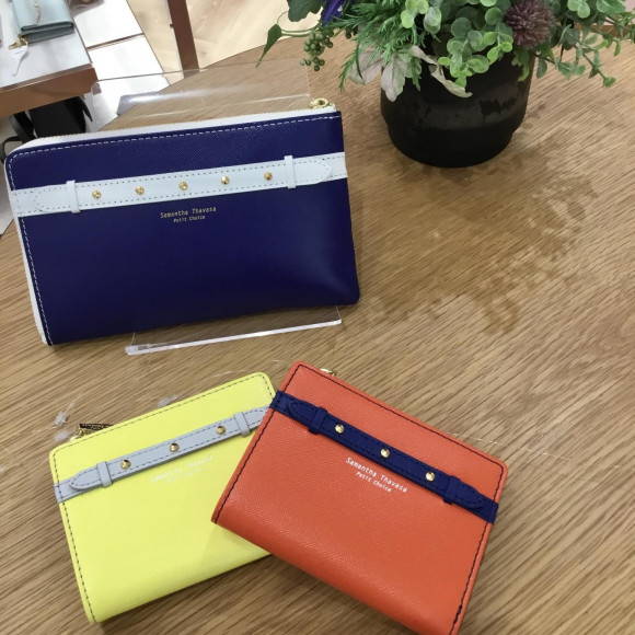 【新作】ベルトバイカラー財布☆