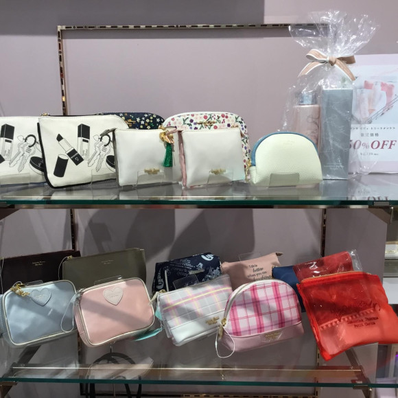 《最大70%OFF》セールポーチ