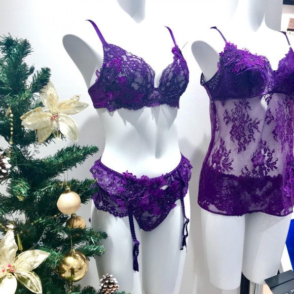 サルート３７G入荷♡
