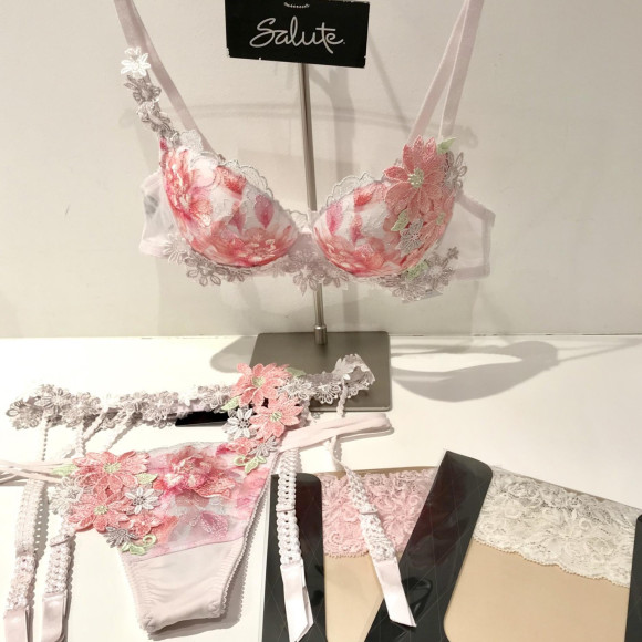 サルート51G・PIカラー