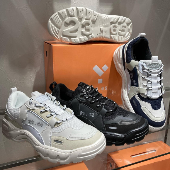 23.65/イーシプサムチョンユクオ 入荷中！