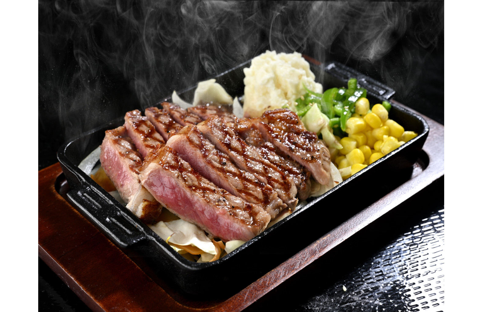 お肉料理専門 オ肉ヤ YOSHIMI