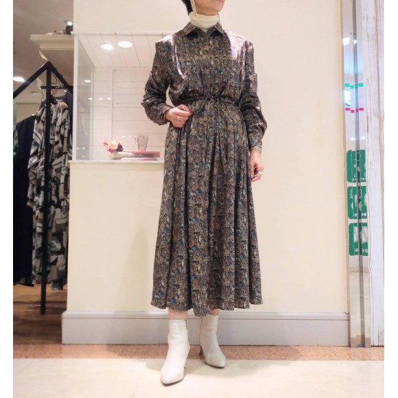 PRINT PLEATED DRESS | リーラアンドシッタ・ショップニュース | 松本