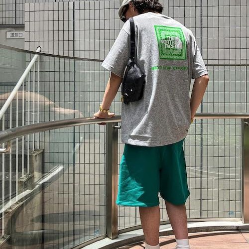 なんかサウナ行ってそうな格好に...