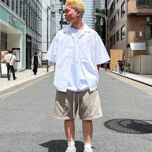 白とベージュで爽やかにしました...