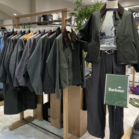 【Barbour/バブアー】