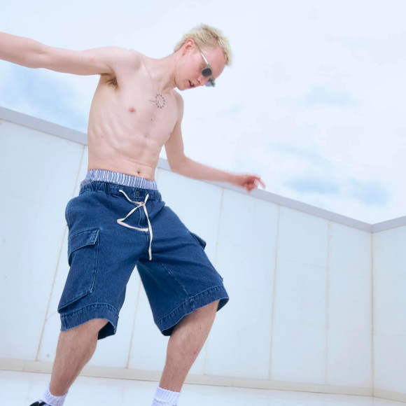 B omnivore/비옴니보/DENIM CARGO SHORTS 데님 카고 쇼츠