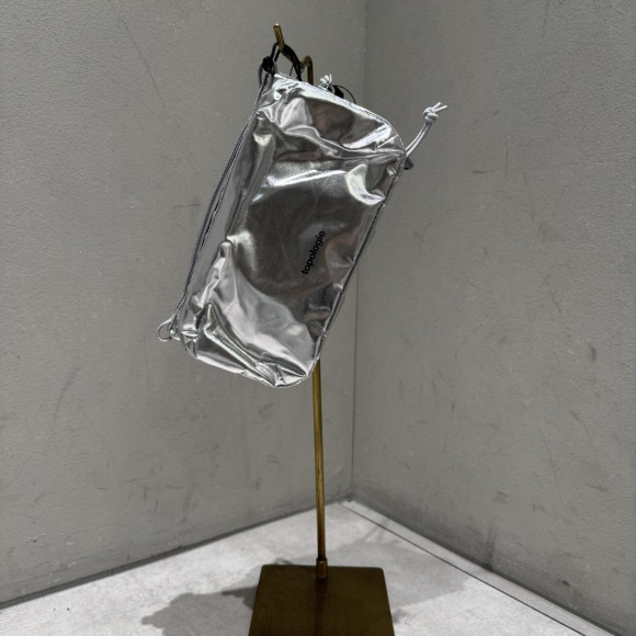 Topologie/拓扑瓶Sacoche Medium Metallic