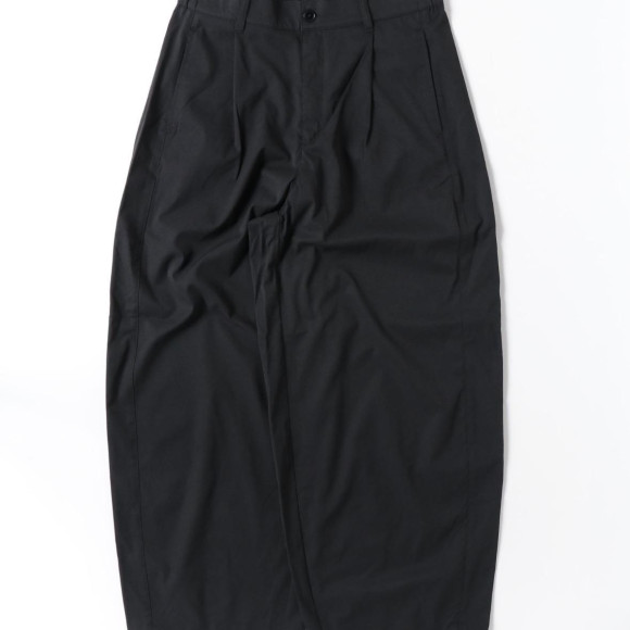 B omnivore/ビーオムニボー/TUCK CURB PANTS タックカーブパンツ