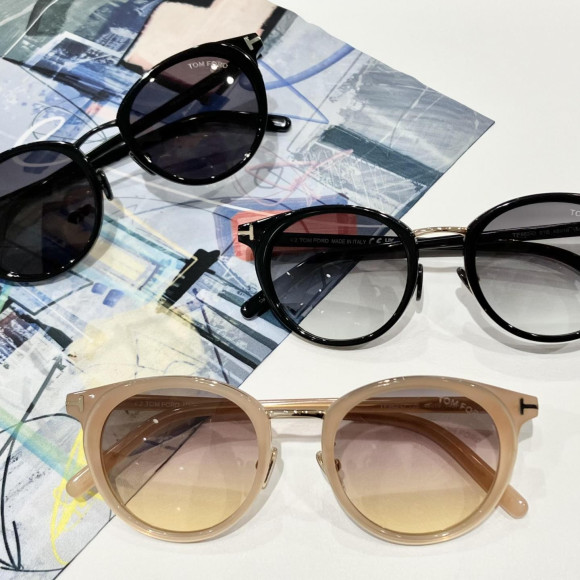 ★TOMFORDサングラス