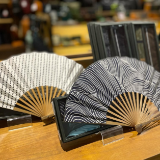 暑い夏に涼しさと吉を