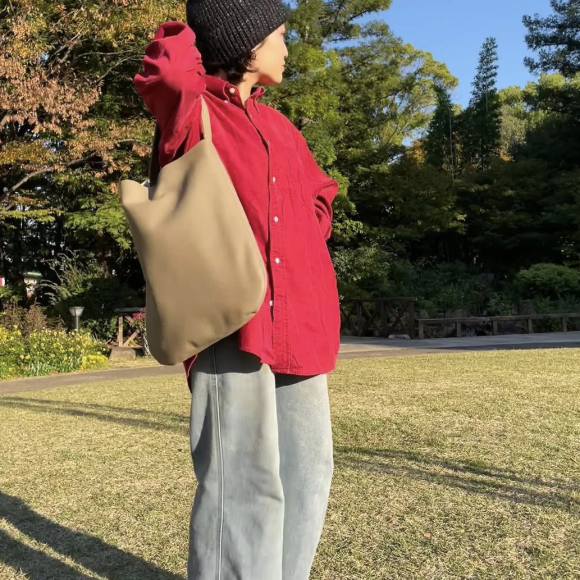 【SLOW】スマートなトートバッグで冬を快適に！