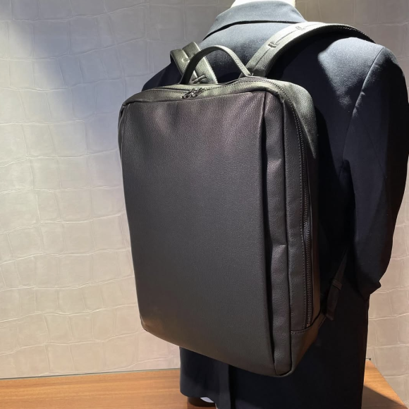 【COMPLETE WORKS】スマートな社会人に！