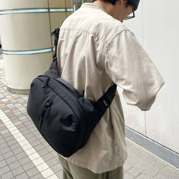 【Incase】アクティブな一日を快適に！