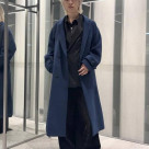 青を使った寒色コーデ!鮮やかな...