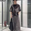 ラフなモードスタイル