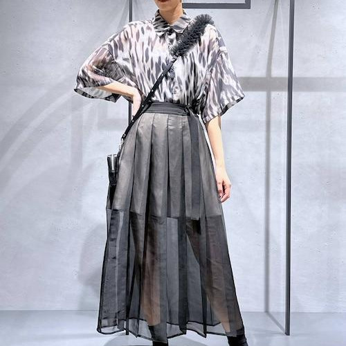 169㌢高身長女子レオパードシ...