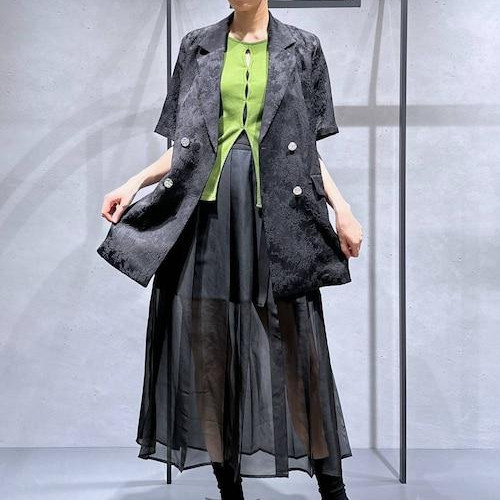 169㌢高身長女子最近よく目が...