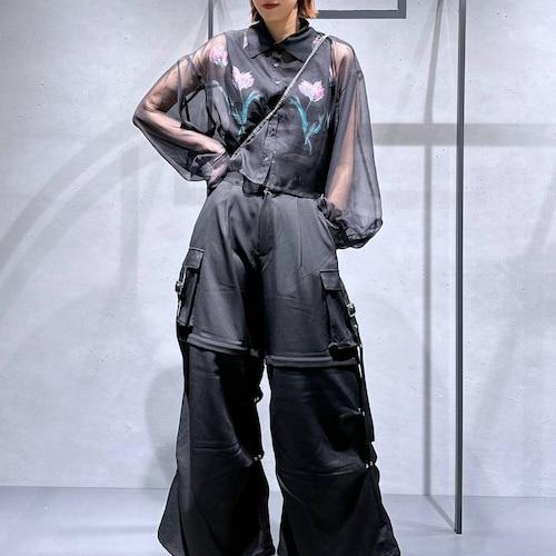 169㌢高身長女子地毛は伸ばし...