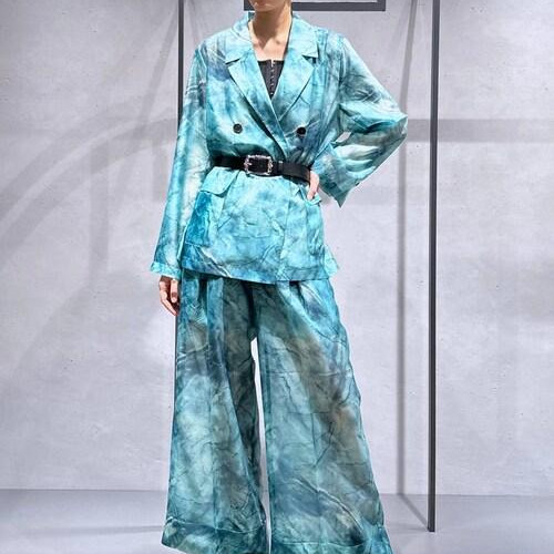 169㌢高身長女子夏こそ柄にチ...