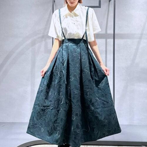 169㌢高身長女子ジブリ概念コ...