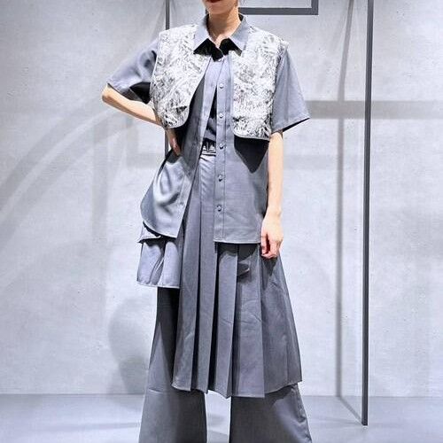 169㌢高身長女子グレーコーデ...