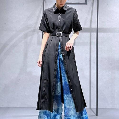 169㌢高身長女子黒の新柄登場...