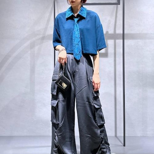 169㌢高身長女子ネクタイシャ...