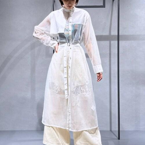 169㌢高身長女子ホワイトコー...