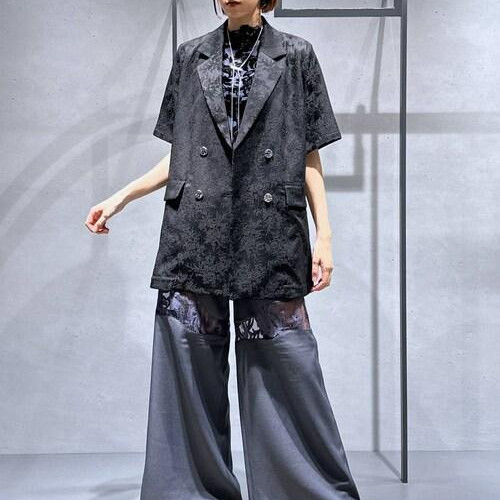 169㌢高身長女子グミの食べ過...