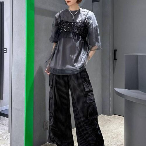 169㌢高身長女子違う背景で撮...